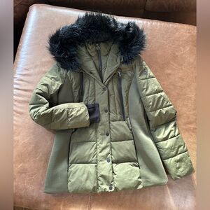 Michael kores puffer winter jacket